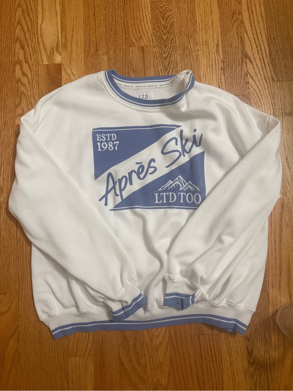 Limited Too White Crewneck Sweatshirt with Blue Apres Ski Graphic